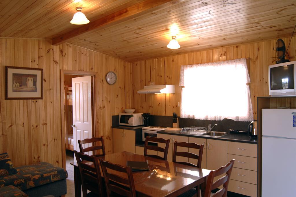 Captain Cook Holiday Park Adventure Bay Extérieur photo